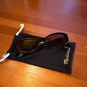 Madewell Sleek Black Sunglasses
